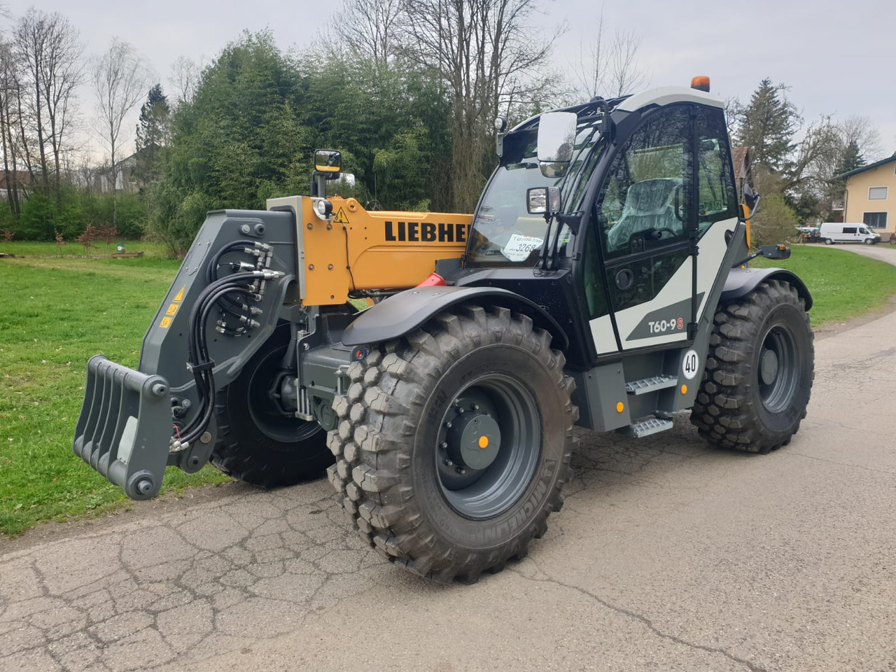 LIEBHERR T 60-9s - 텔레스코픽 핸들러 : 사진 3 LIEBHERR T 60-9s - 텔레스코픽 핸들러 : 사진 3