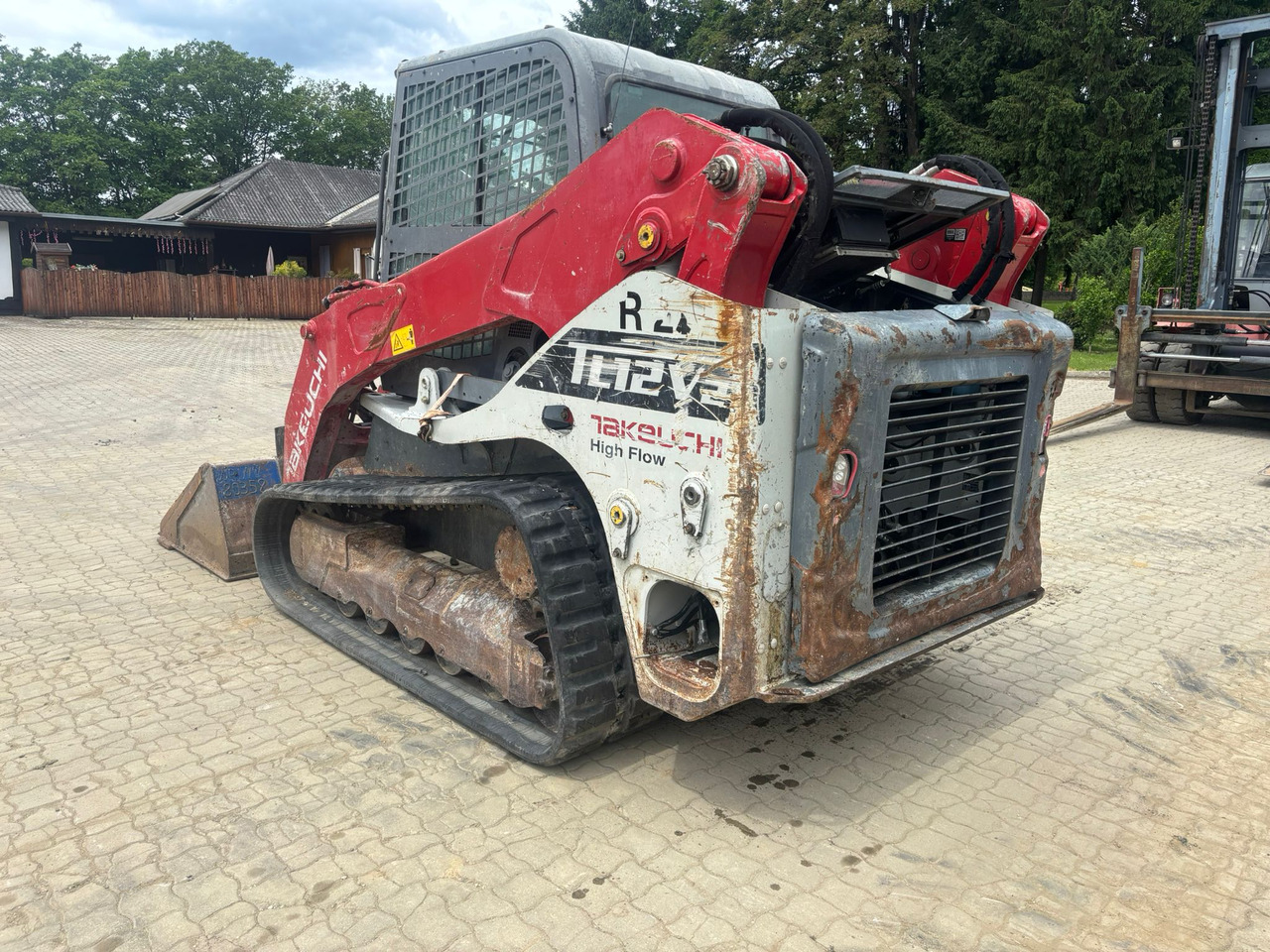 Takeuchi TL 12 V-2 - Engine defektive - 스키드 스티어 로더 : 사진 5 Takeuchi TL 12 V-2 - Engine defektive - 스키드 스티어 로더 : 사진 5