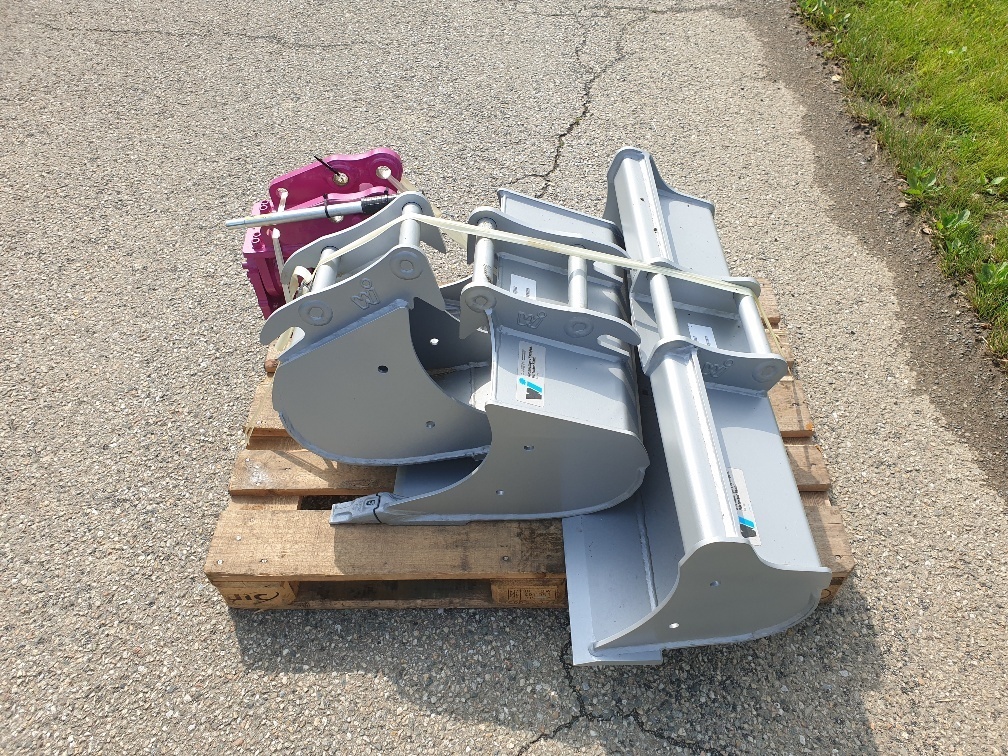 Winkelbauer Winkelbauer bucket package for 1.5t mini excavator - 굴삭기 버킷 미니 굴삭기 용 : 사진 1 Winkelbauer Winkelbauer bucket package for 1.5t mini excavator - 굴삭기 버킷 미니 굴삭기 용 : 사진 1