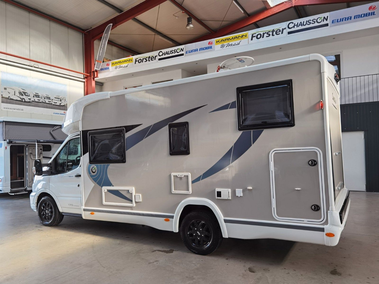 Chausson 627 GA TITANIUM / 170PS / EINZELBETTEN & HUBBETT - 세미 통합 모터홈 : 사진 5 Chausson 627 GA TITANIUM / 170PS / EINZELBETTEN & HUBBETT - 세미 통합 모터홈 : 사진 5