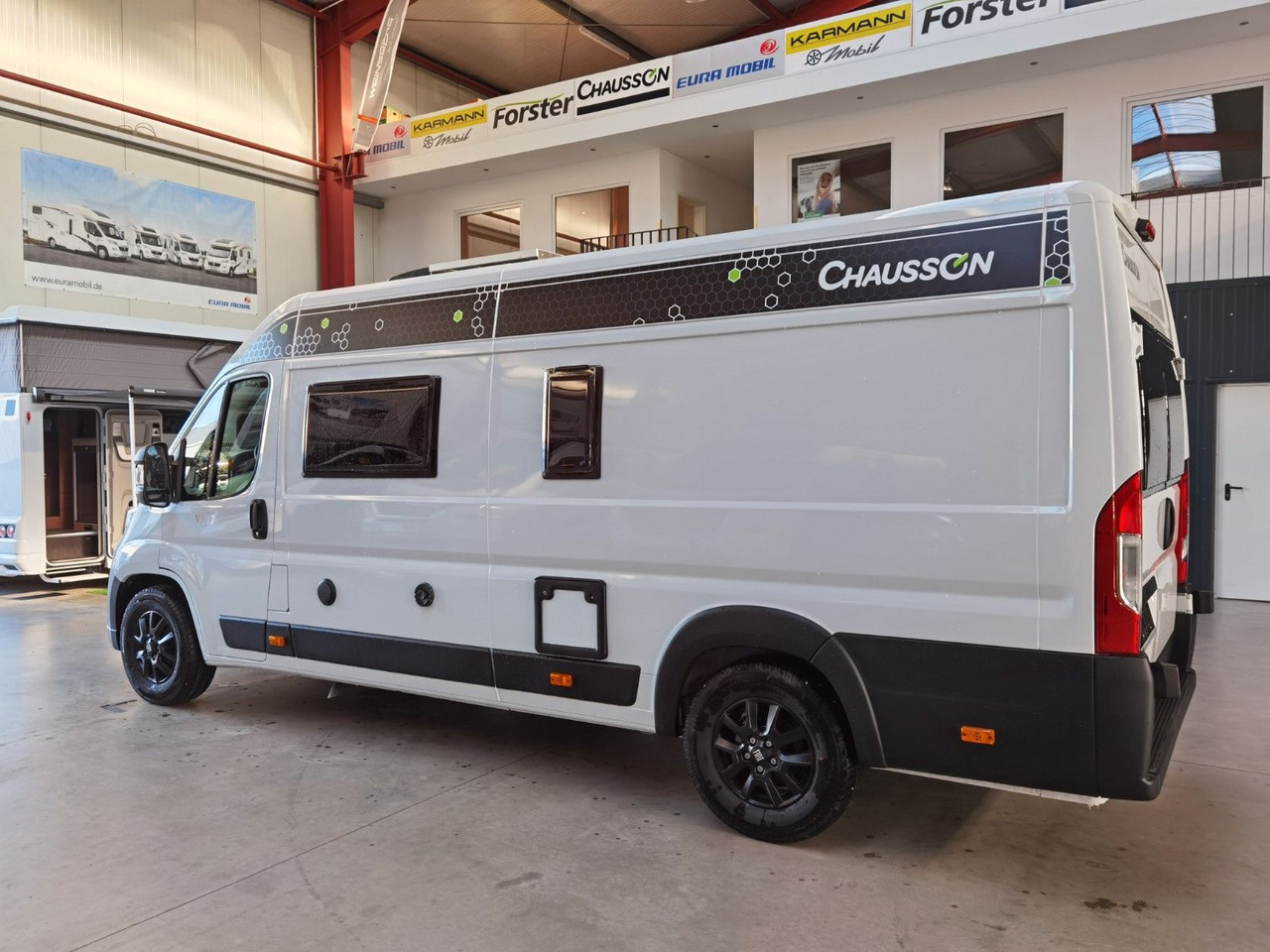 Chausson V697 FIRST LINE / -2025- / 140PS / EINZELBETTEN - 캠핑 밴 : 사진 5 Chausson V697 FIRST LINE / -2025- / 140PS / EINZELBETTEN - 캠핑 밴 : 사진 5