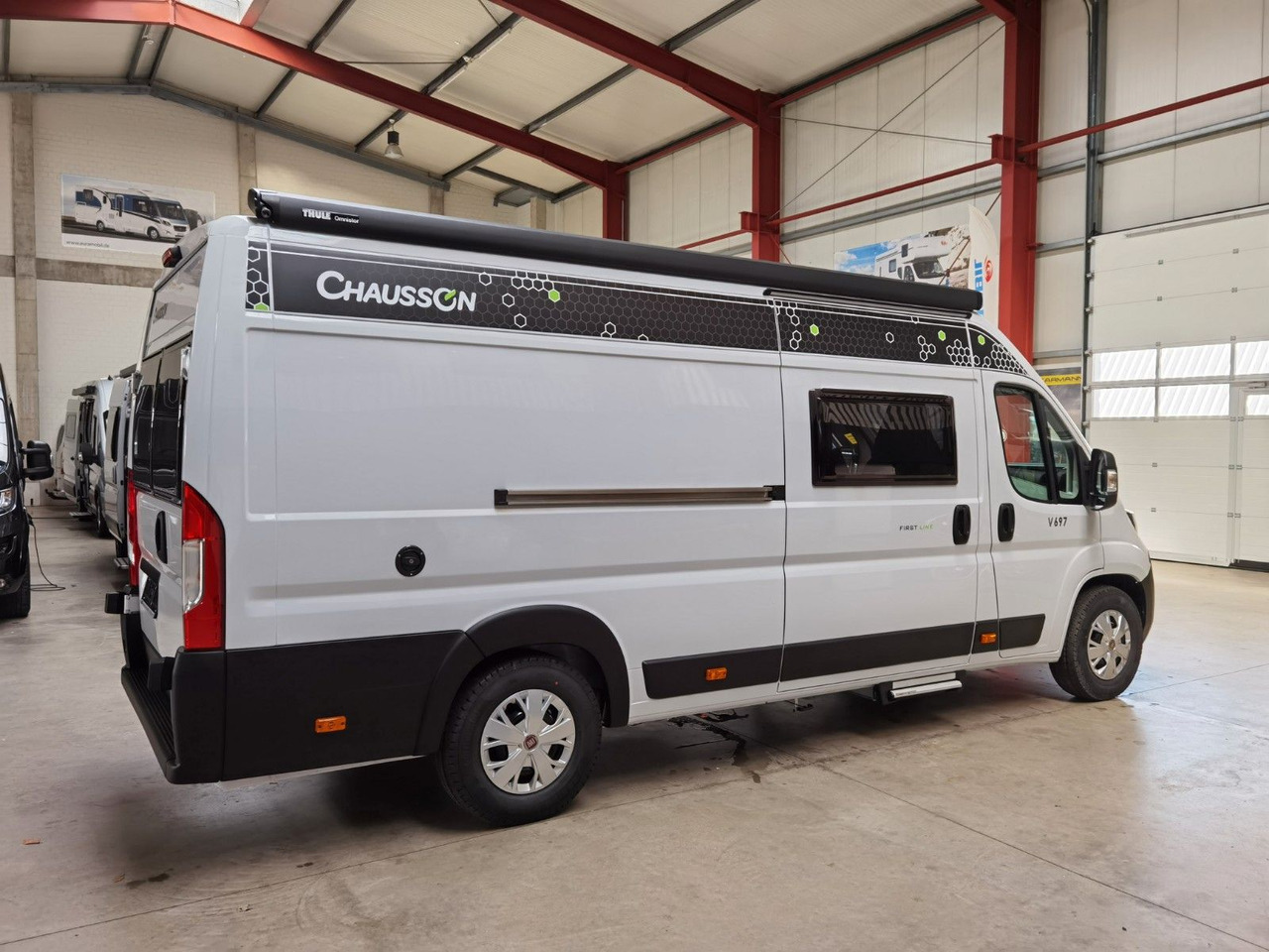 Chausson V697 FIRST LINE / ZUBEHÖR - PAKET / EINZELBETTEN - 캠핑 밴 : 사진 4 Chausson V697 FIRST LINE / ZUBEHÖR - PAKET / EINZELBETTEN - 캠핑 밴 : 사진 4