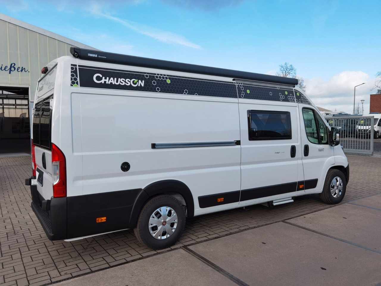 Chausson V697 FIRST LINE / ZUBEHÖR - PAKET / EINZELBETTEN - 캠핑 밴 : 사진 5 Chausson V697 FIRST LINE / ZUBEHÖR - PAKET / EINZELBETTEN - 캠핑 밴 : 사진 5