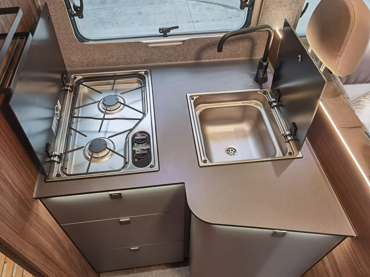 통합 모터홈 Eura Mobil INTEGRA LINE 720 EB /-2026- /8G-180PS/PLUS-PAKET : 사진 18 통합 모터홈 Eura Mobil INTEGRA LINE 720 EB /-2026- /8G-180PS/PLUS-PAKET : 사진 18