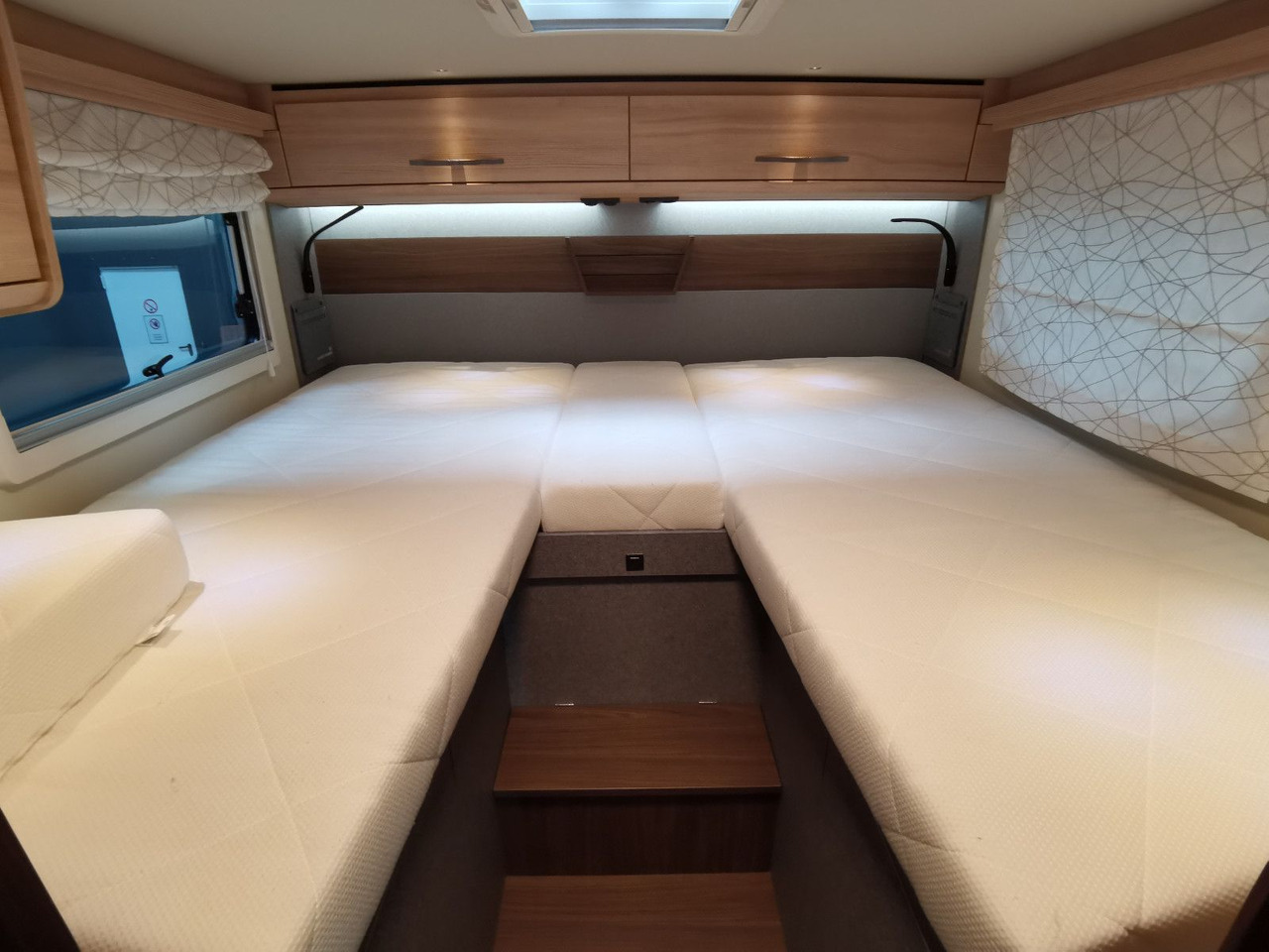 통합 모터홈 Eura Mobil INTEGRA LINE 720 EB /-2026- /8G-180PS/PLUS-PAKET : 사진 21 통합 모터홈 Eura Mobil INTEGRA LINE 720 EB /-2026- /8G-180PS/PLUS-PAKET : 사진 21