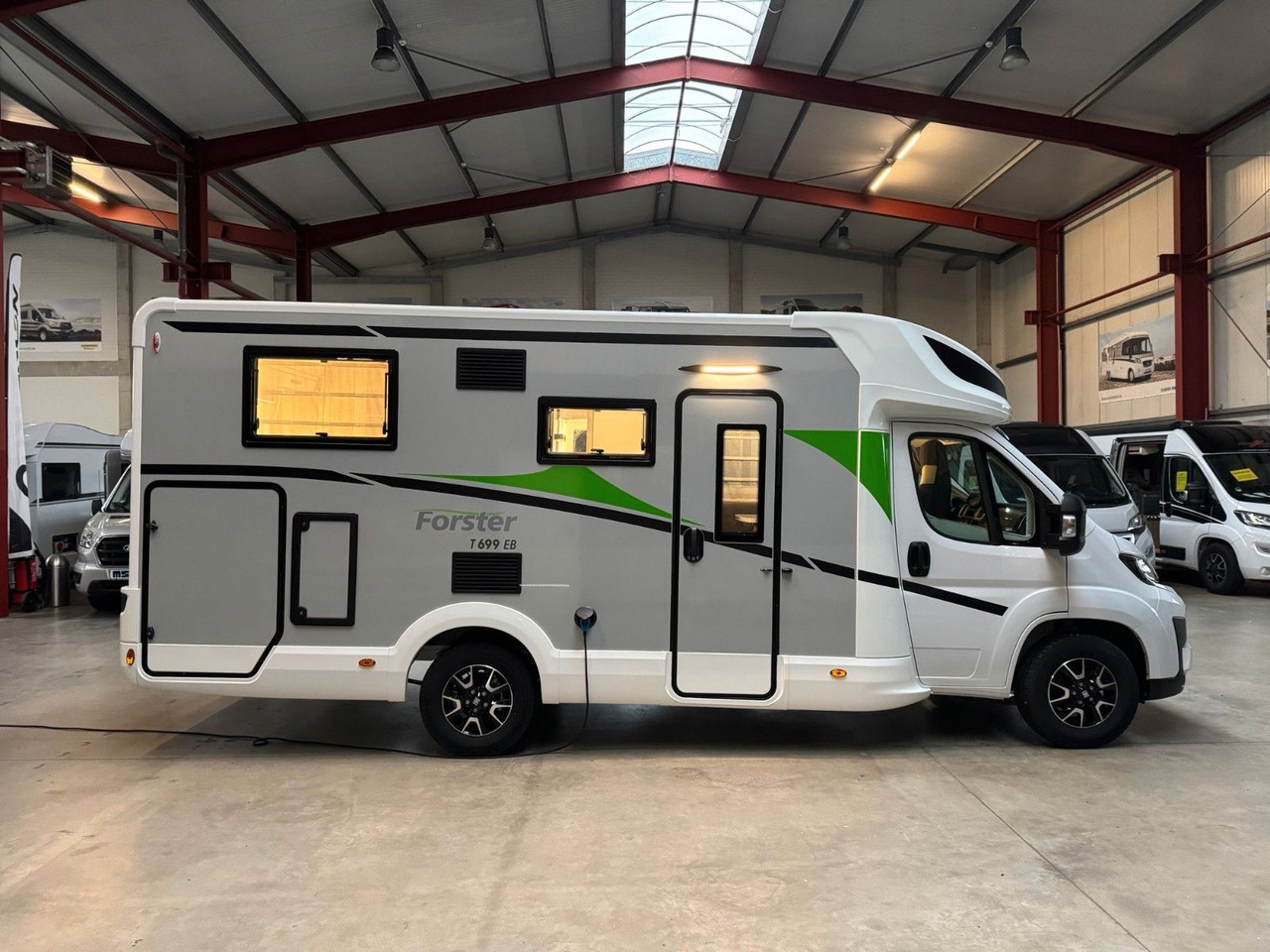 Forster T 699 EB / -2026-/ 140PS/ EINZELBETTEN & HUBBETT - 세미 통합 모터홈 : 사진 5 Forster T 699 EB / -2026-/ 140PS/ EINZELBETTEN & HUBBETT - 세미 통합 모터홈 : 사진 5