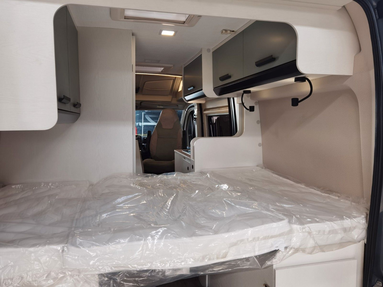 캠핑 밴 Karmann DAVIS 540 TRENDSTYLE /-MODELL 2026- / PLUS-PAKET : 사진 14 캠핑 밴 Karmann DAVIS 540 TRENDSTYLE /-MODELL 2026- / PLUS-PAKET : 사진 14
