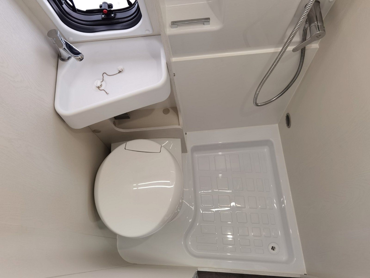 캠핑 밴 Karmann DAVIS 590 TRENDSTYLE / -MODELL 2026-/ PLUS-PAKET : 사진 20