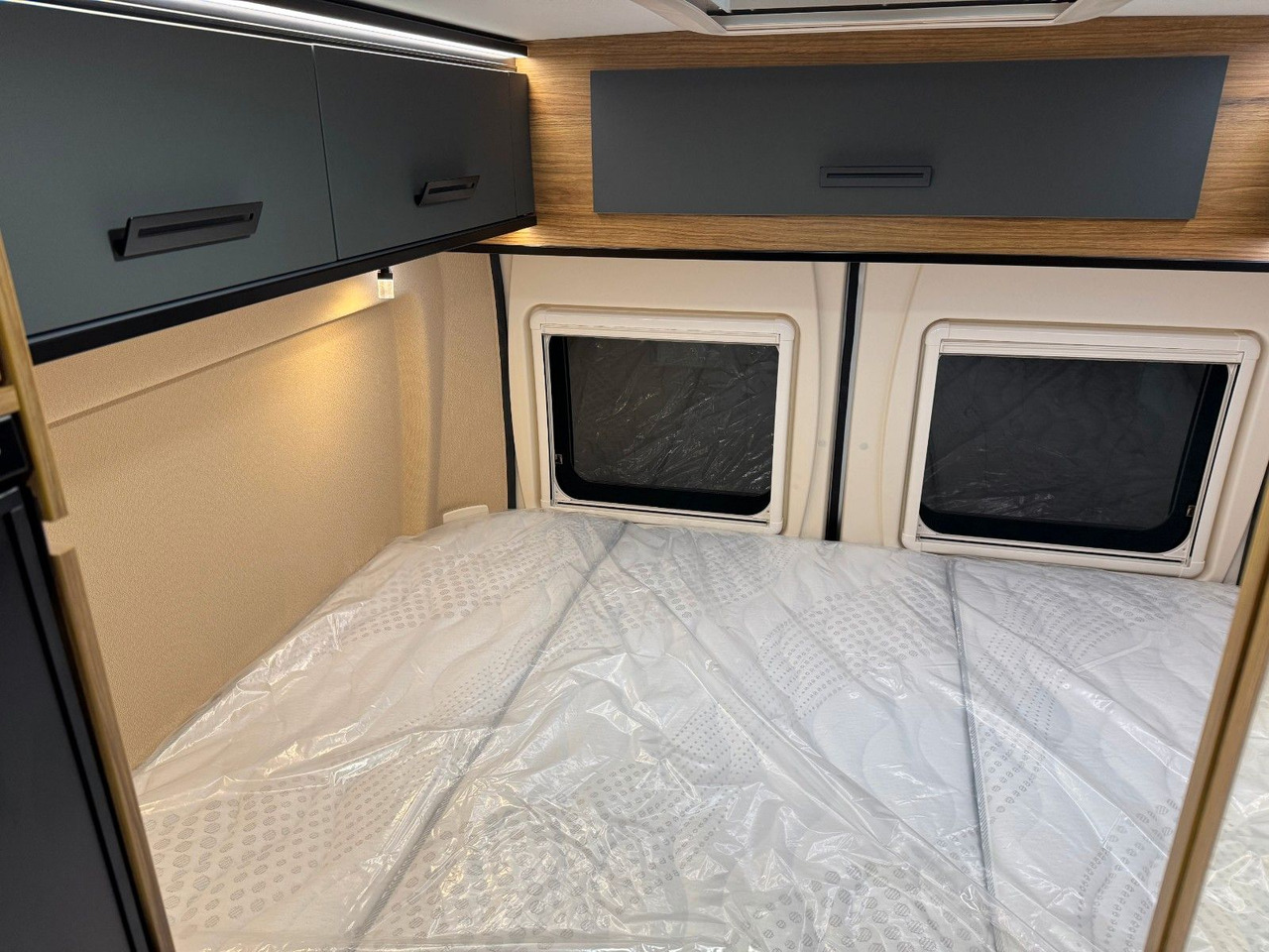 캠핑 밴 Karmann DEXTER 580 / - 2026 - / 140PS-8G.AUTOMATIK : 사진 23