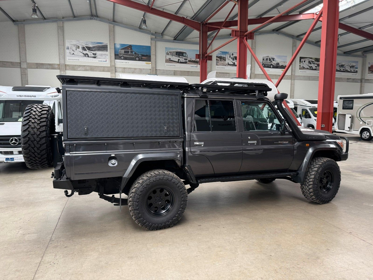 Toyota TOYOTA LAND CRUISER GRJ 79 DC - VX LIMITED - 차량 : 사진 3 Toyota TOYOTA LAND CRUISER GRJ 79 DC - VX LIMITED - 차량 : 사진 3