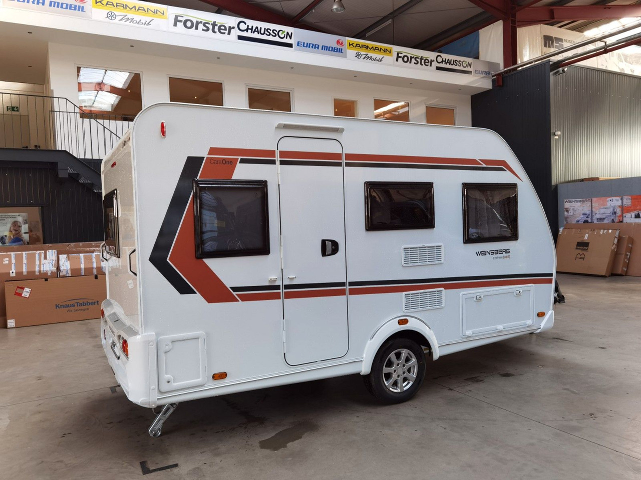 Weinsberg CARAONE 390 QD - EDITION HOT / -2025 -/ 1350 KG - 캐러밴 : 사진 4 Weinsberg CARAONE 390 QD - EDITION HOT / -2025 -/ 1350 KG - 캐러밴 : 사진 4