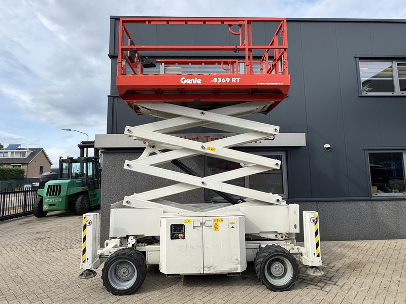 Genie GS 3369 RT Hoogwerker / Arbeitsbuhne 12mtr werkhoogte 4x4 Kubota DIESEL 2013 - 시저 리프트 : 사진 5 Genie GS 3369 RT Hoogwerker / Arbeitsbuhne 12mtr werkhoogte 4x4 Kubota DIESEL 2013 - 시저 리프트 : 사진 5