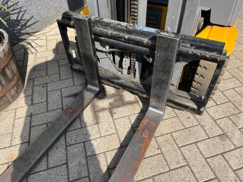 Jungheinrich EFG215 EFG215 triplo460 freelift sideshift 2016 heftruck forklift electrisch - 전기 지게차 : 사진 5 Jungheinrich EFG215 EFG215 triplo460 freelift sideshift 2016 heftruck forklift electrisch - 전기 지게차 : 사진 5