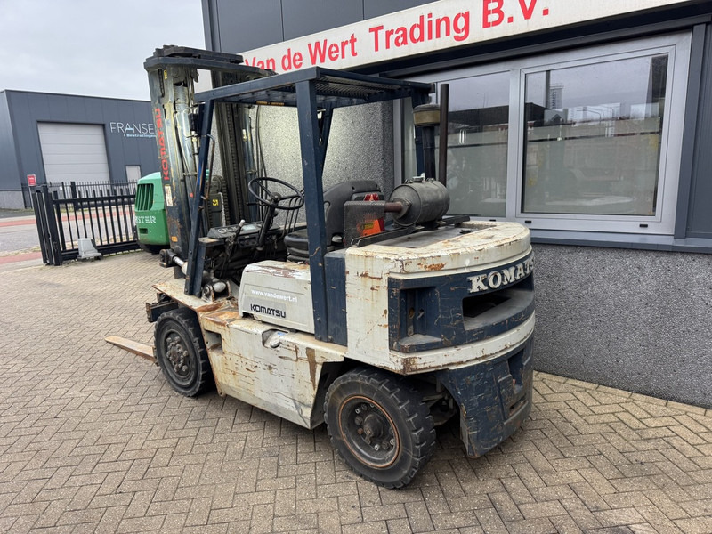 Komatsu FD35Z-4 Triplo 600 Freelift / Sideshift 6 Cilinder Diesel - 디젤 지게차 : 사진 4 Komatsu FD35Z-4 Triplo 600 Freelift / Sideshift 6 Cilinder Diesel - 디젤 지게차 : 사진 4