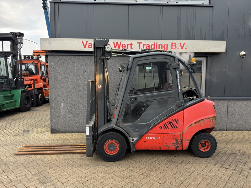 Linde H30T-01 Duplo 365 Sideshift / Vorkversteller LPG 2012 - LPG 지게차 : 사진 1 Linde H30T-01 Duplo 365 Sideshift / Vorkversteller LPG 2012 - LPG 지게차 : 사진 1