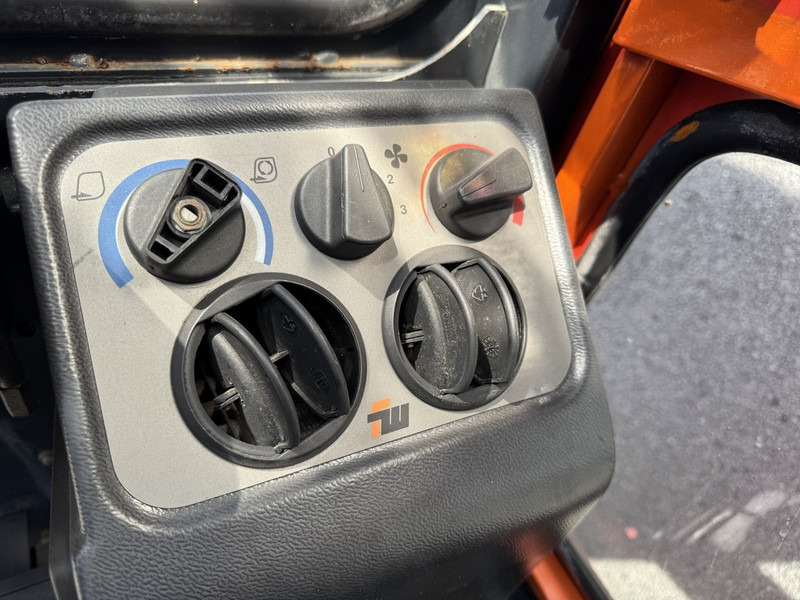 LPG 지게차 Linde H30T- 03 : 사진 16