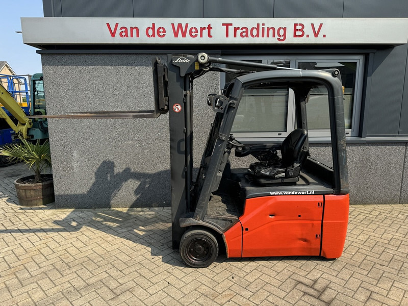 Linde Linde E16-01 Triplo 435 Freelift/Sideshift Elektrisch 2014 - 전기 지게차 : 사진 2 Linde Linde E16-01 Triplo 435 Freelift/Sideshift Elektrisch 2014 - 전기 지게차 : 사진 2