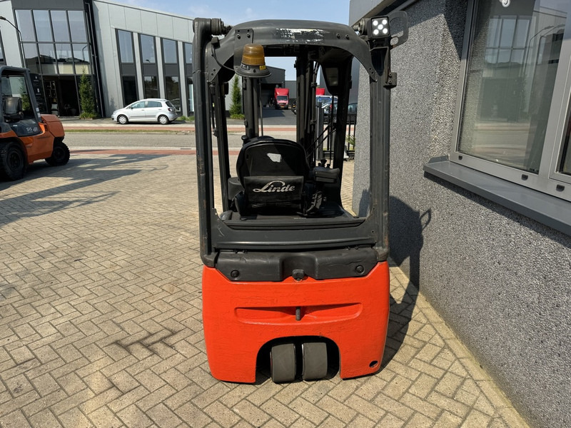 Linde Linde E16-01 Triplo 435 Freelift/Sideshift Elektrisch 2014 - 전기 지게차 : 사진 5 Linde Linde E16-01 Triplo 435 Freelift/Sideshift Elektrisch 2014 - 전기 지게차 : 사진 5