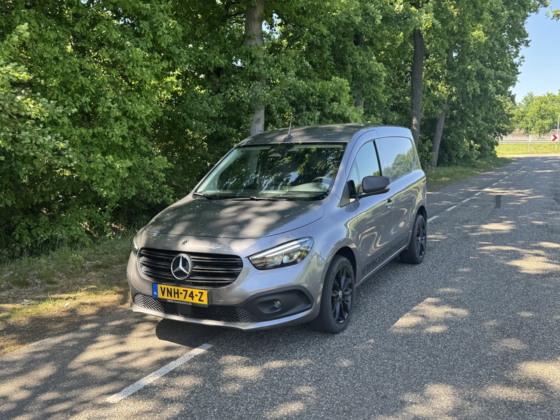 Mercedes-Benz Citan 110 CDI - 박스 밴 : 사진 3 Mercedes-Benz Citan 110 CDI - 박스 밴 : 사진 3
