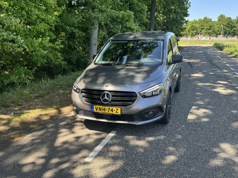 Mercedes-Benz Citan 110 CDI - 박스 밴 : 사진 4 Mercedes-Benz Citan 110 CDI - 박스 밴 : 사진 4