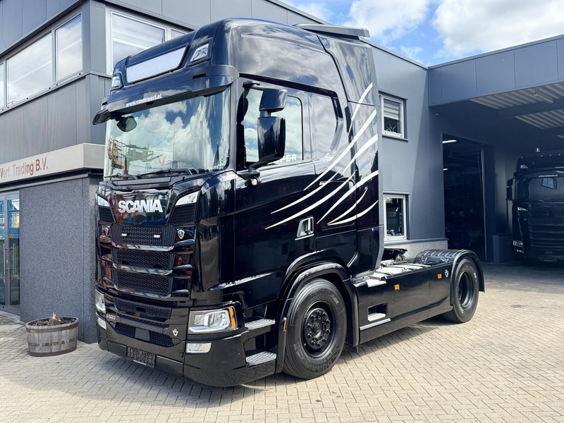 Scania S520 V8 4x2 Full Air - Automaat - Retarder - Euro 6 - I Park Cool - 2018 - TUV 02-2026 - 트랙터 유닛 : 사진 2 Scania S520 V8 4x2 Full Air - Automaat - Retarder - Euro 6 - I Park Cool - 2018 - TUV 02-2026 - 트랙터 유닛 : 사진 2