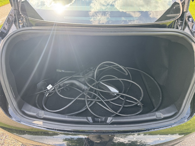 차량 Tesla Model 3 : 사진 9