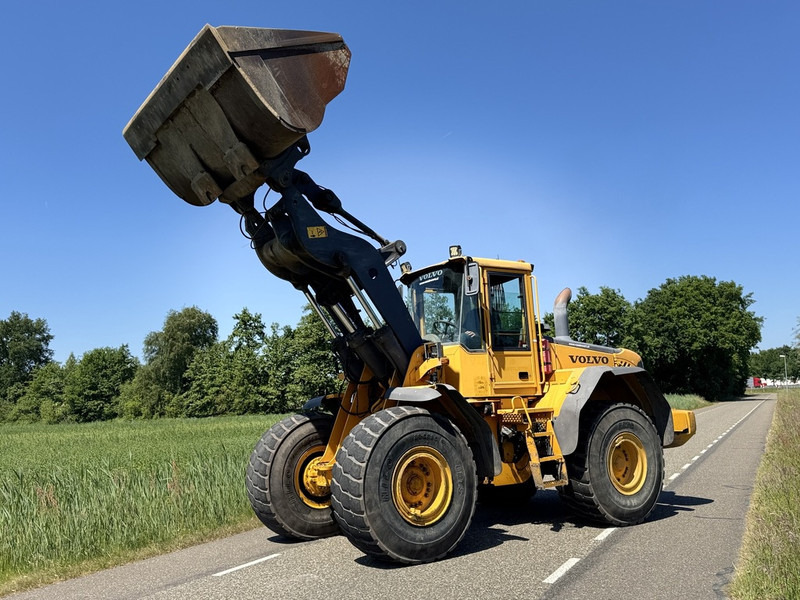 Volvo L110E - 휠 로더 : 사진 2 Volvo L110E - 휠 로더 : 사진 2