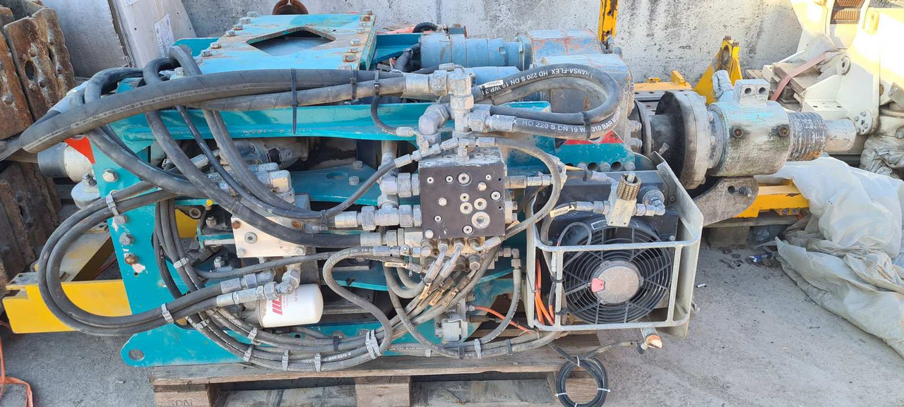 Eurodrill RHV 2400 vibration rotary head - 드릴링 리그 : 사진 3 Eurodrill RHV 2400 vibration rotary head - 드릴링 리그 : 사진 3