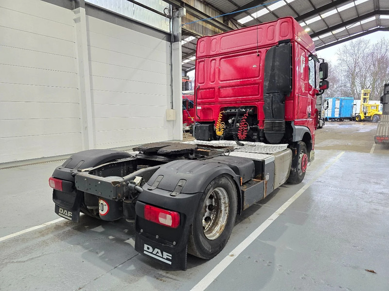 DAF XF 106.460 EURO 6 / RETARDER / MANUEL / AIRCO - 트랙터 유닛 : 사진 5 DAF XF 106.460 EURO 6 / RETARDER / MANUEL / AIRCO - 트랙터 유닛 : 사진 5