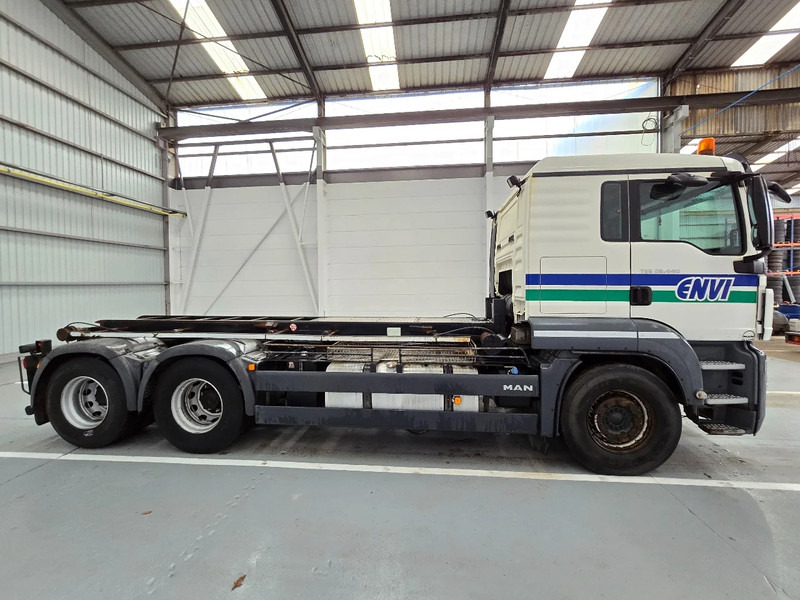 MAN TGS 26.440 6x4 / EURO 5 / AIRCO - 캡 새시 트럭 : 사진 4 MAN TGS 26.440 6x4 / EURO 5 / AIRCO - 캡 새시 트럭 : 사진 4