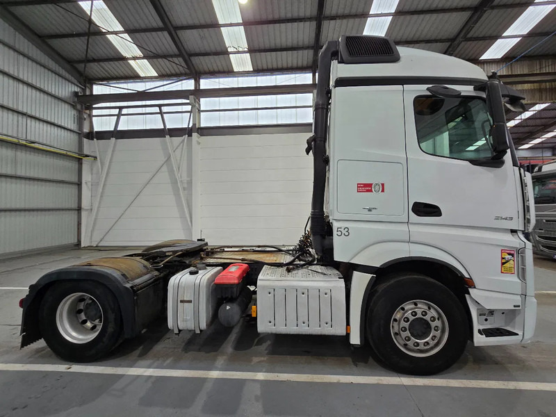 Mercedes-Benz Actros 2143 / PTO / AIRCO/ 10 ton vooras - 트랙터 유닛 : 사진 4 Mercedes-Benz Actros 2143 / PTO / AIRCO/ 10 ton vooras - 트랙터 유닛 : 사진 4