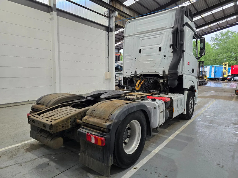 Mercedes-Benz Actros 2143 / PTO / AIRCO/ 10 ton vooras - 트랙터 유닛 : 사진 5 Mercedes-Benz Actros 2143 / PTO / AIRCO/ 10 ton vooras - 트랙터 유닛 : 사진 5