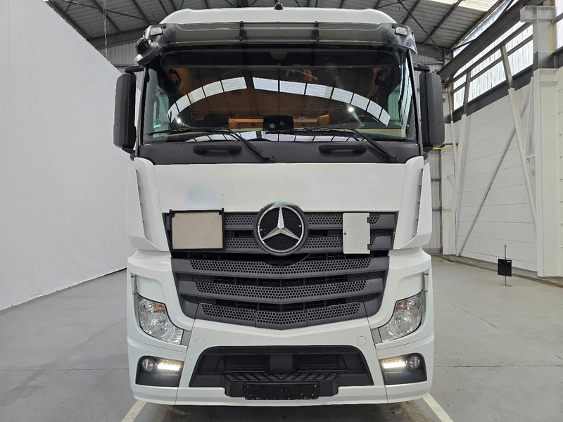 Mercedes-Benz Actros 2143 / PTO / AIRCO/ 10 ton vooras - 트랙터 유닛 : 사진 2 Mercedes-Benz Actros 2143 / PTO / AIRCO/ 10 ton vooras - 트랙터 유닛 : 사진 2