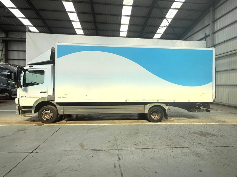 Mercedes-Benz Atego 922 DAUTEL LIFT / HAYON / BLATT-BLATT/LAMMES-LAMMES/ EURO3 / MANUAL - 박스 트럭 : 사진 2 Mercedes-Benz Atego 922 DAUTEL LIFT / HAYON / BLATT-BLATT/LAMMES-LAMMES/ EURO3 / MANUAL - 박스 트럭 : 사진 2