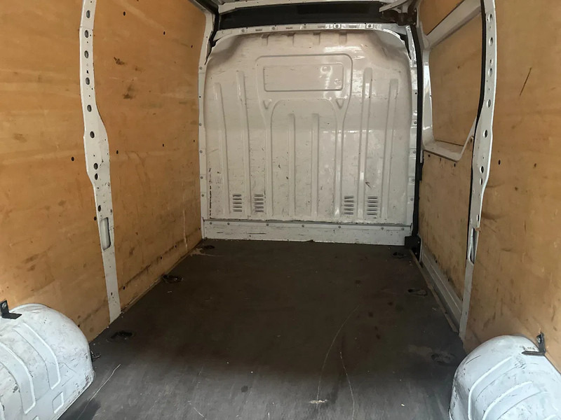 Renault Master 2.3 - 패널 밴 : 사진 5 Renault Master 2.3 - 패널 밴 : 사진 5