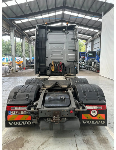 Volvo FH 13.460 Globetrotter / 6x2 / VEB / 469612 km / EURO 6 /PTO - 트랙터 유닛 : 사진 5 Volvo FH 13.460 Globetrotter / 6x2 / VEB / 469612 km / EURO 6 /PTO - 트랙터 유닛 : 사진 5
