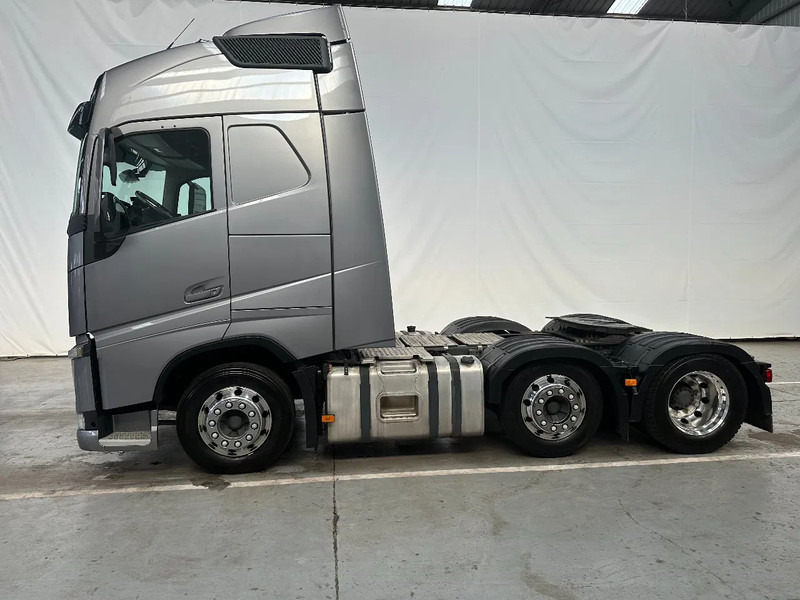 Volvo FH 13.460 Globetrotter / 6x2 / VEB / 469612 km / EURO 6 /PTO - 트랙터 유닛 : 사진 2 Volvo FH 13.460 Globetrotter / 6x2 / VEB / 469612 km / EURO 6 /PTO - 트랙터 유닛 : 사진 2
