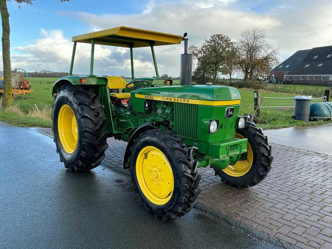 1977 JOHN DEERE 2030S ALL-WHEEL DRIVE FARM TRACTOR - 장궤형 트랙터 : 사진 5 1977 JOHN DEERE 2030S ALL-WHEEL DRIVE FARM TRACTOR - 장궤형 트랙터 : 사진 5