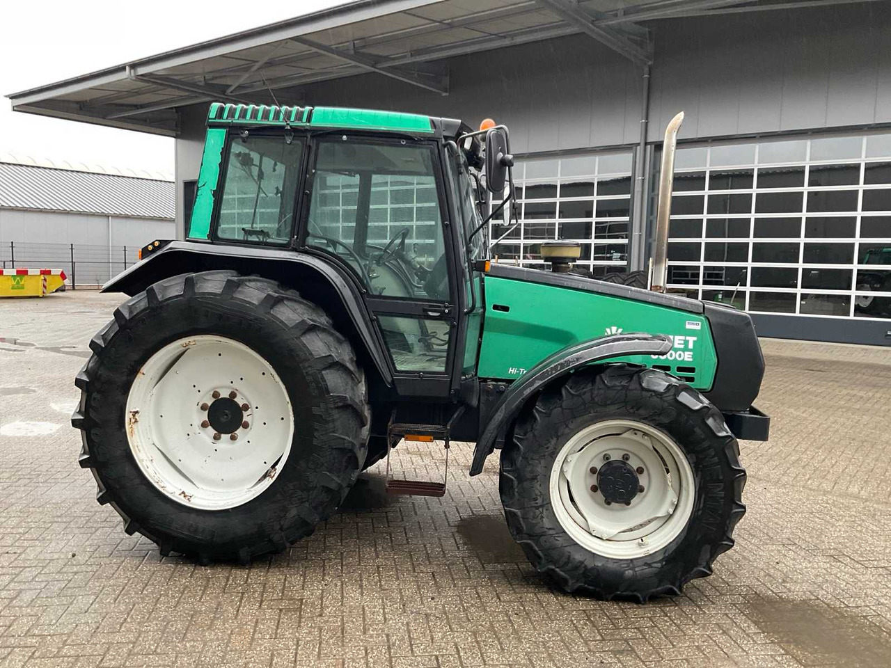 1992 VALMET 6600E HI-TROL ALL-WHEEL DRIVE FARM TRACTOR - 장궤형 트랙터 : 사진 5 1992 VALMET 6600E HI-TROL ALL-WHEEL DRIVE FARM TRACTOR - 장궤형 트랙터 : 사진 5