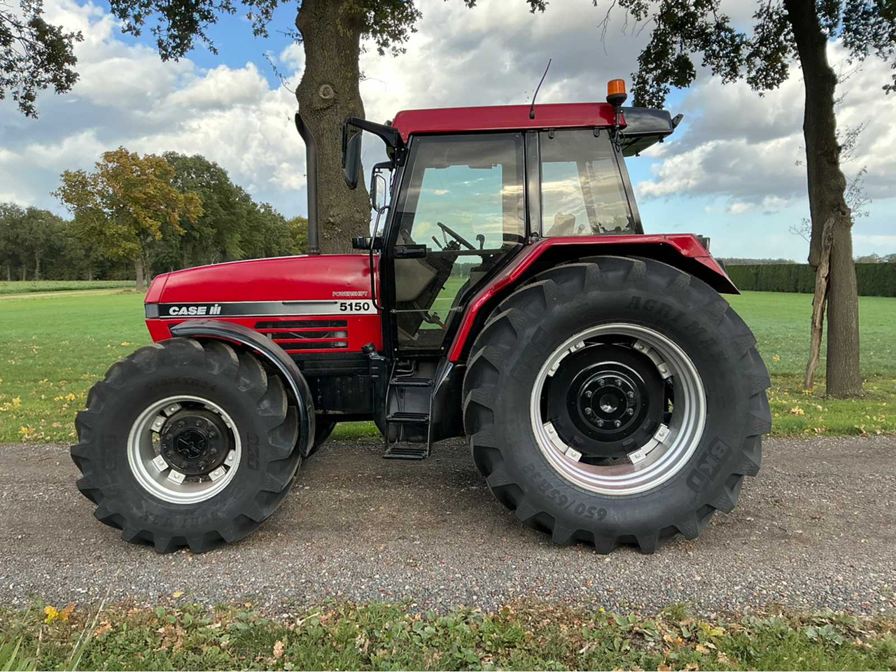 1993 CASE IH MAXXUM 5150 ALL-WHEEL DRIVE FARM TRACTOR - 장궤형 트랙터 : 사진 2 1993 CASE IH MAXXUM 5150 ALL-WHEEL DRIVE FARM TRACTOR - 장궤형 트랙터 : 사진 2