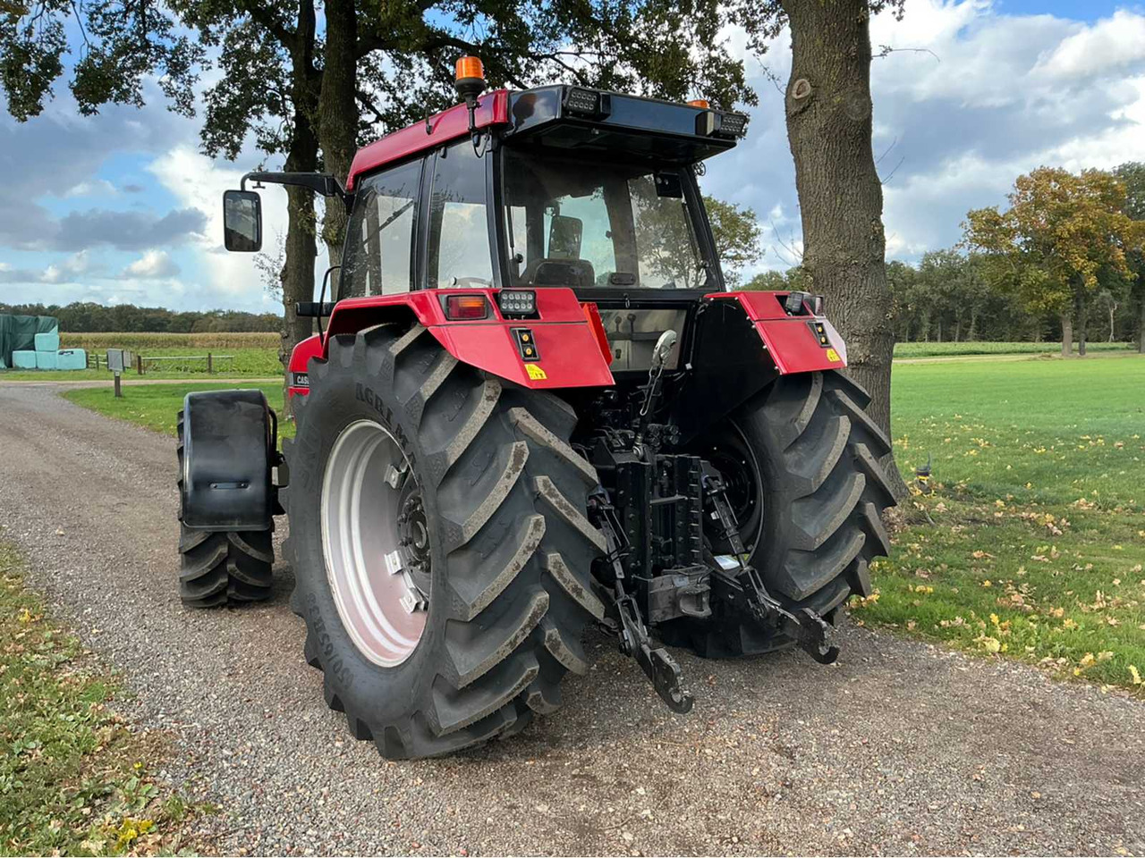 1993 CASE IH MAXXUM 5150 ALL-WHEEL DRIVE FARM TRACTOR - 장궤형 트랙터 : 사진 3 1993 CASE IH MAXXUM 5150 ALL-WHEEL DRIVE FARM TRACTOR - 장궤형 트랙터 : 사진 3