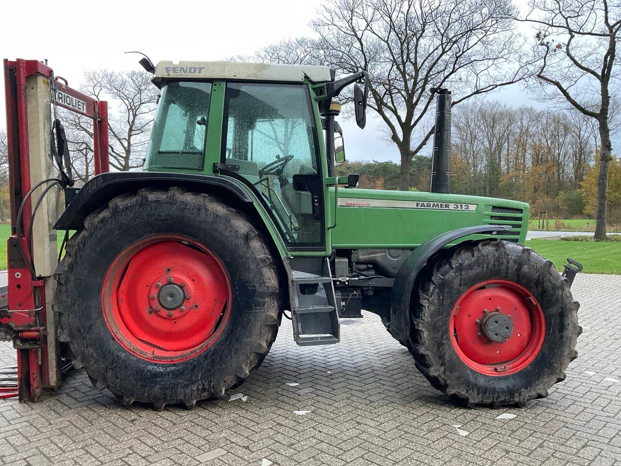 1994 FENDT FARMER 312 TURBOMATIK ALL-WHEEL DRIVE FARM TRACTOR - 장궤형 트랙터 : 사진 5 1994 FENDT FARMER 312 TURBOMATIK ALL-WHEEL DRIVE FARM TRACTOR - 장궤형 트랙터 : 사진 5