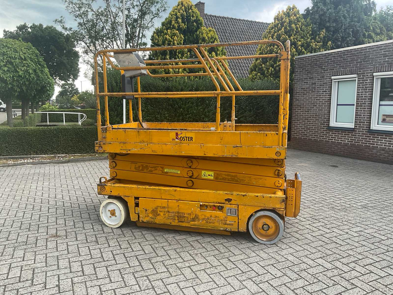 1999 UPRICHT X 26 AERIAL PLATFORM - 고가작업 플랫폼 : 사진 3 1999 UPRICHT X 26 AERIAL PLATFORM - 고가작업 플랫폼 : 사진 3