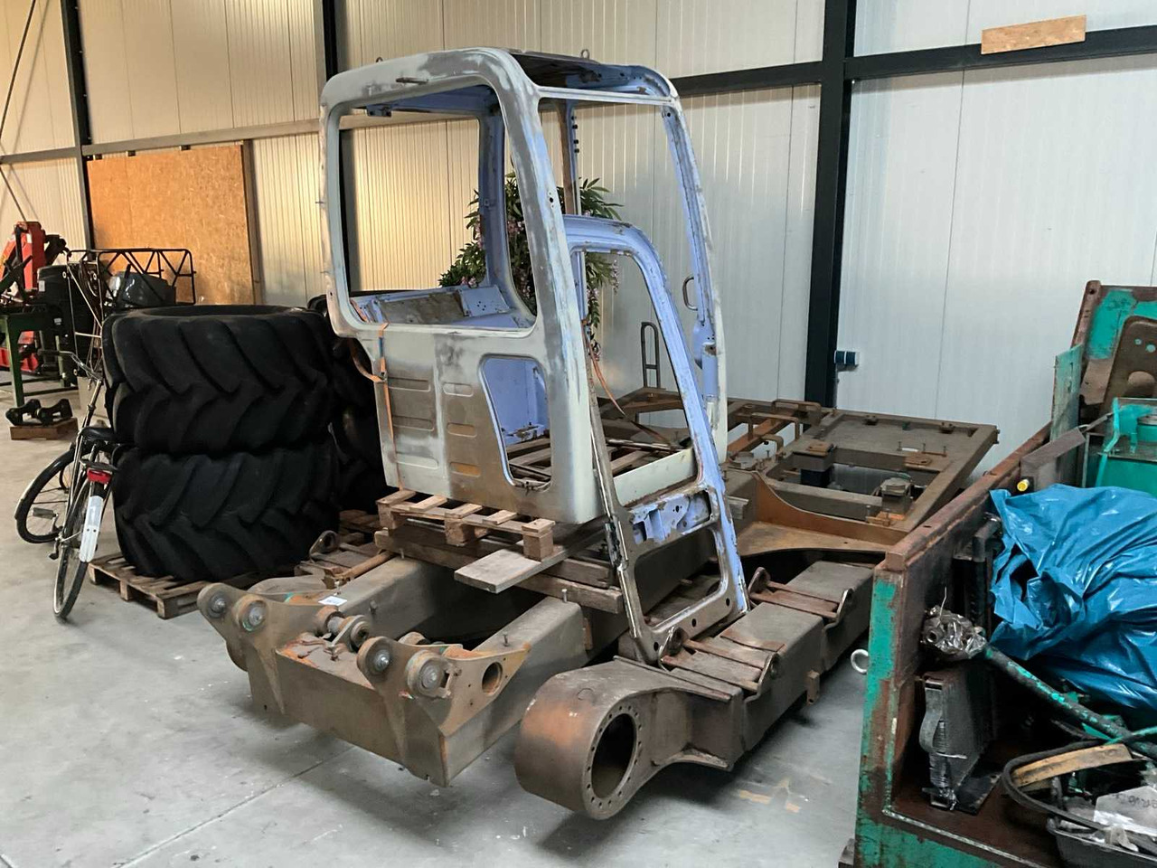 2001 KOMATSU CD 60-R ROTARY TRACK DUMPER - 미니 덤프 : 사진 5 2001 KOMATSU CD 60-R ROTARY TRACK DUMPER - 미니 덤프 : 사진 5