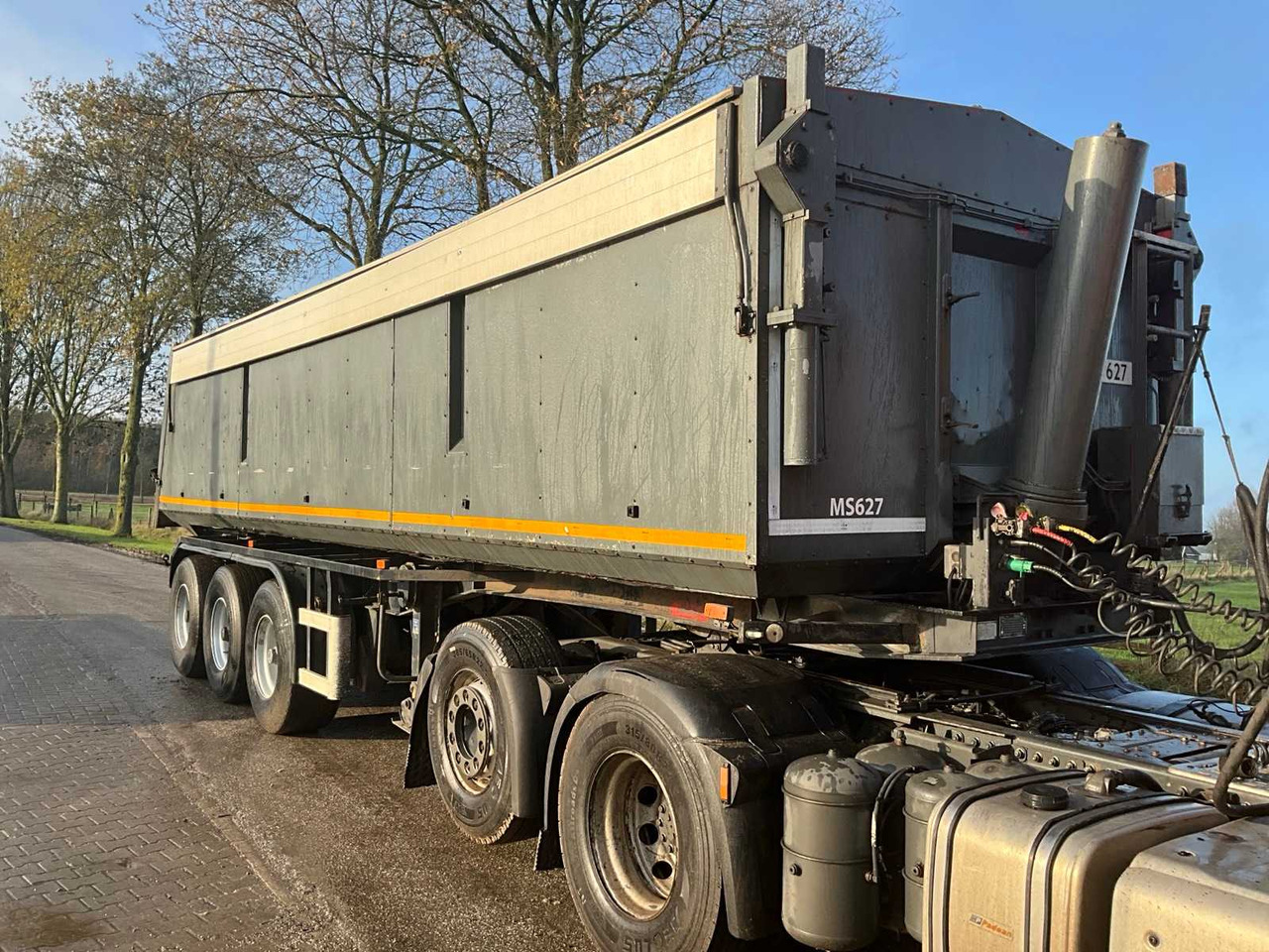 2001 WOT OKD 3. 18. 27. TIPPER TRAILER - 트럭 : 사진 2 2001 WOT OKD 3. 18. 27. TIPPER TRAILER - 트럭 : 사진 2