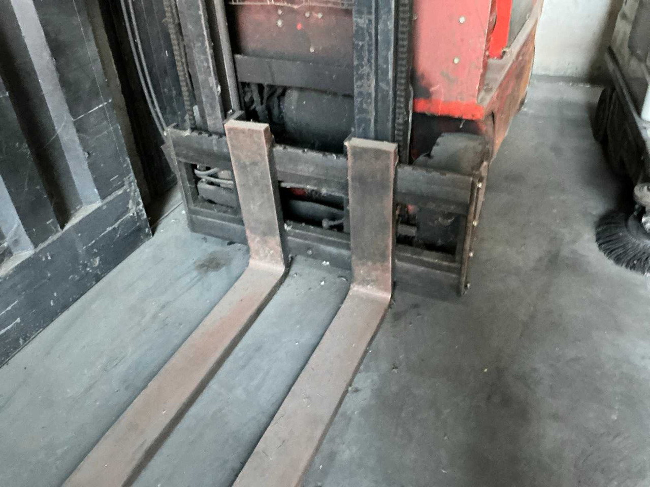 2002 MORA EP 18 FORKLIFT TO BE OVERHAULED - 지게차 : 사진 5 2002 MORA EP 18 FORKLIFT TO BE OVERHAULED - 지게차 : 사진 5