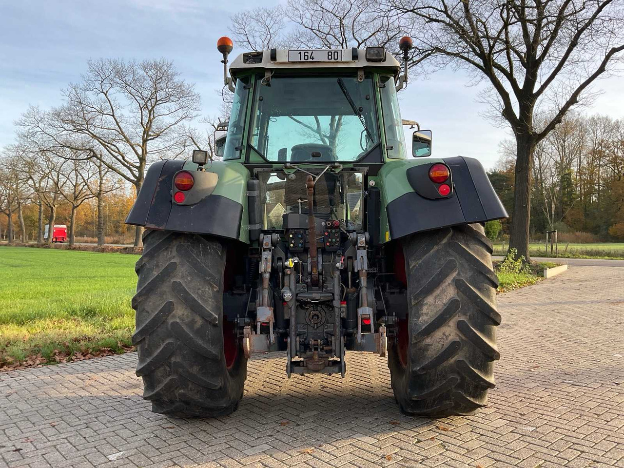 2004 FENDT 916 VARIO TMS ALL-WHEEL DRIVE AGRICULTURAL TRACTOR - 장궤형 트랙터 : 사진 4 2004 FENDT 916 VARIO TMS ALL-WHEEL DRIVE AGRICULTURAL TRACTOR - 장궤형 트랙터 : 사진 4