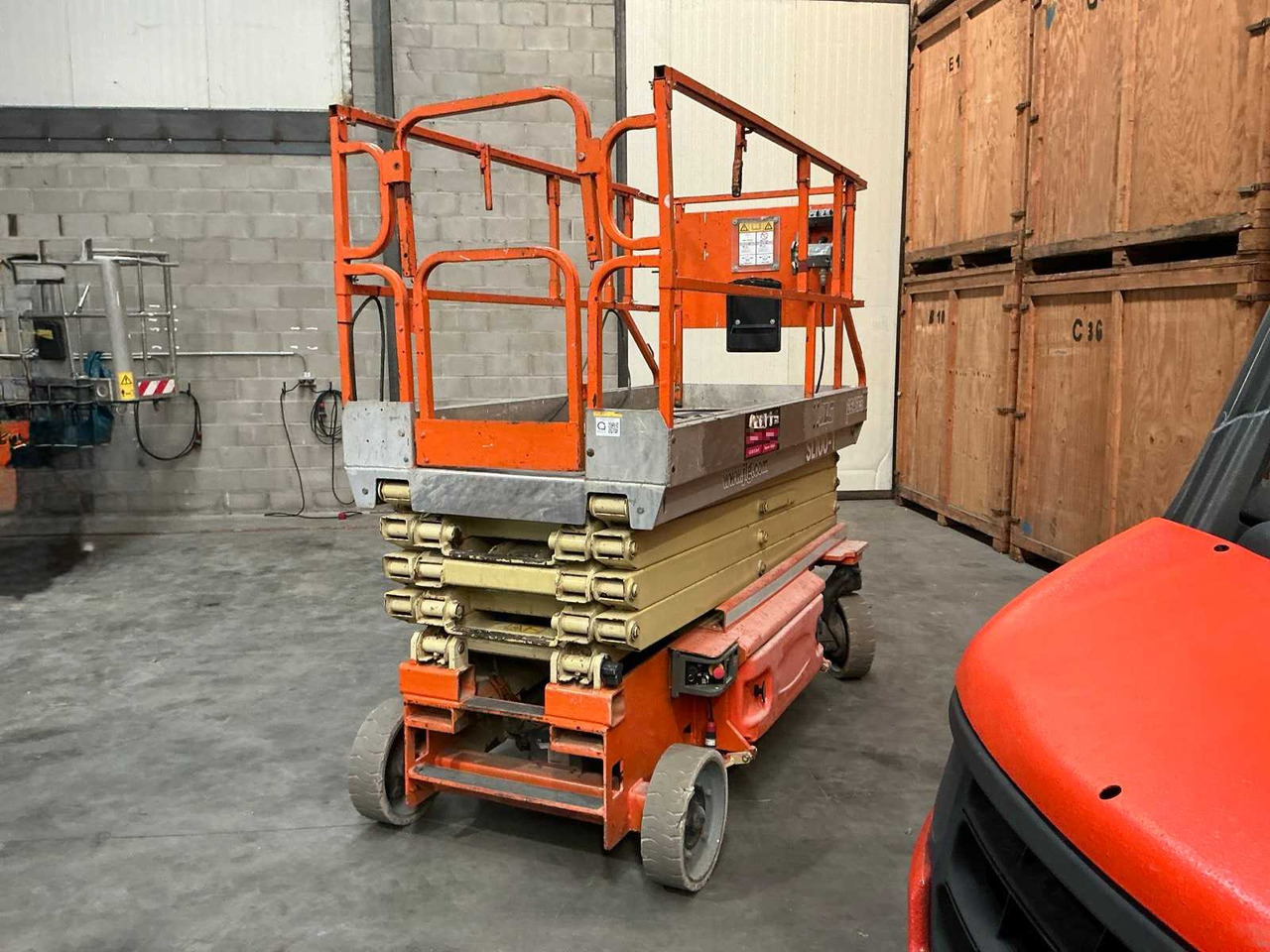 2004 JLG 2646ES SCISSOR LIFT - 고가작업 플랫폼 : 사진 3 2004 JLG 2646ES SCISSOR LIFT - 고가작업 플랫폼 : 사진 3