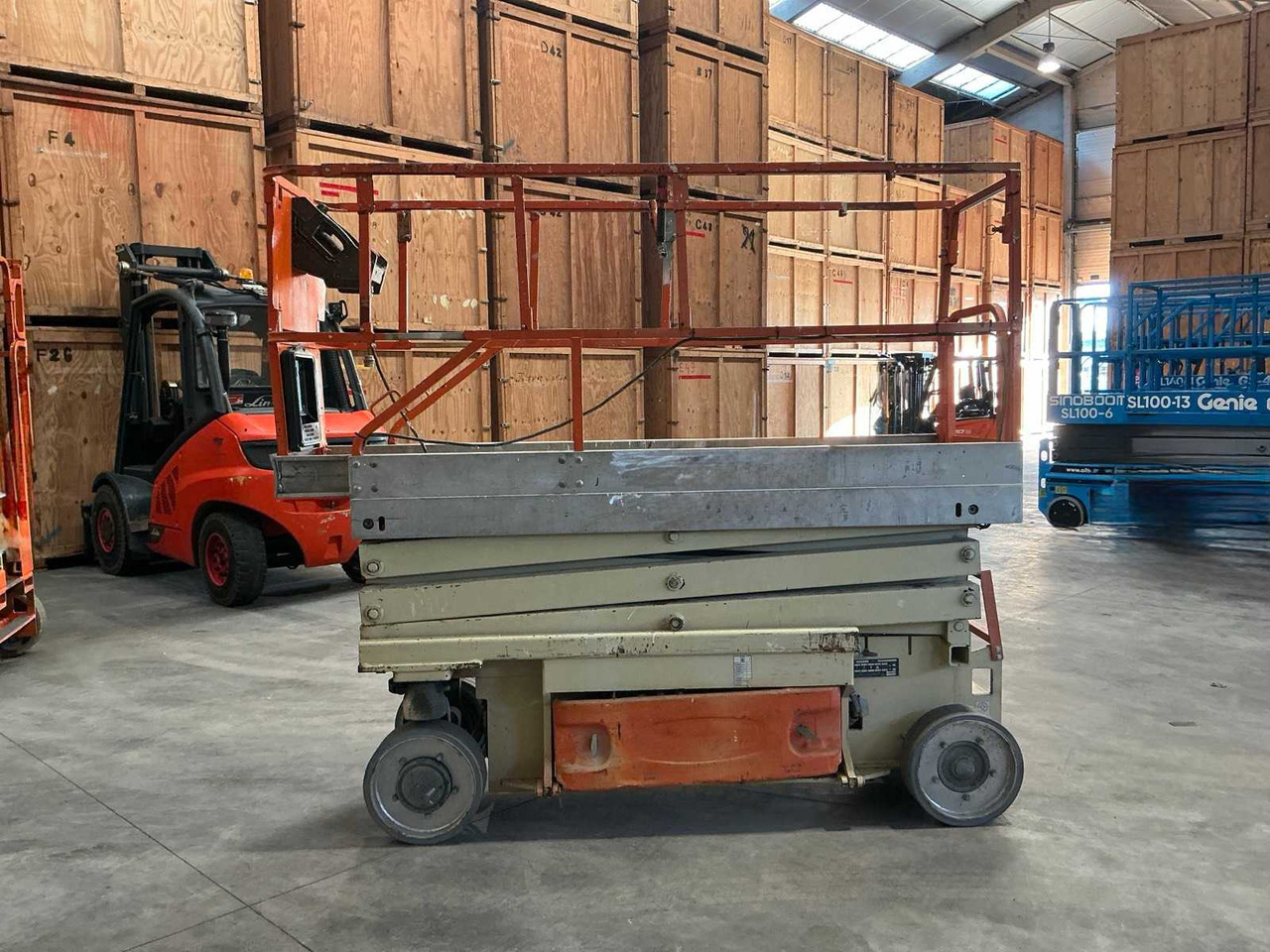 2006 JLG 2030ES SCISSOR LIFT - 고가작업 플랫폼 : 사진 3 2006 JLG 2030ES SCISSOR LIFT - 고가작업 플랫폼 : 사진 3