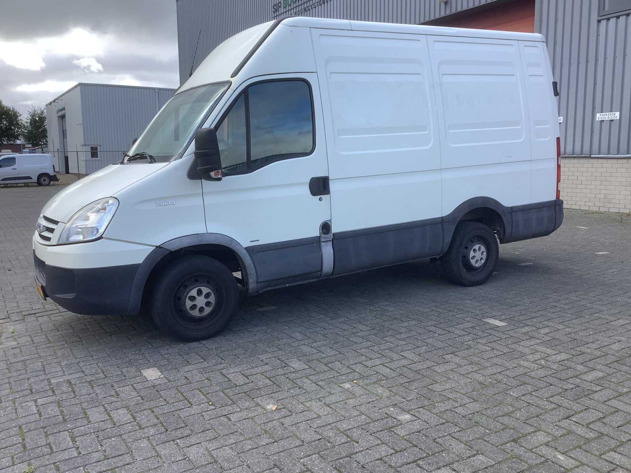 2007 IVECO DAILY 29 L 10V 300 H2 L COMMERCIAL VEHICLE - 밴 : 사진 1 2007 IVECO DAILY 29 L 10V 300 H2 L COMMERCIAL VEHICLE - 밴 : 사진 1